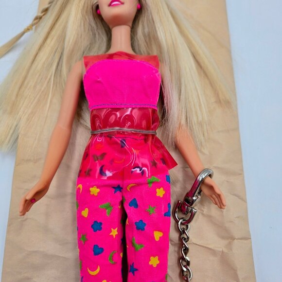 Barbie Sit In Style Doll 23421 Pink Inflatable Chair 1999 Incomplete With Box Ma - Picture 4 of 11